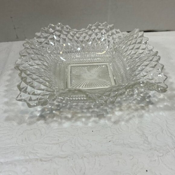 VTG Depression Cut Clear Glass Square Ruffled Edge Candy Serving Dish Diamond - Picture 3 of 12